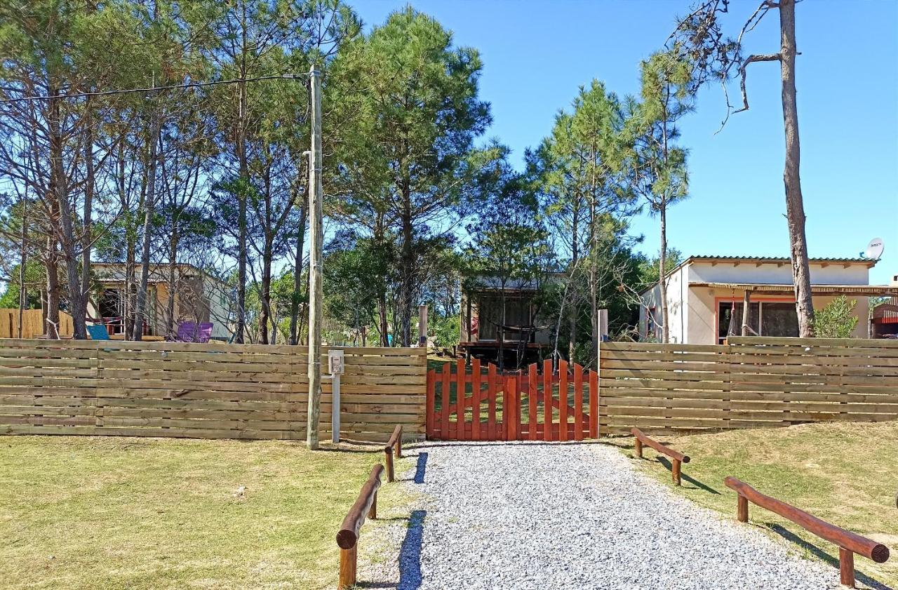 Amores Del Diablo Punta Del Diablo Eksteriør billede